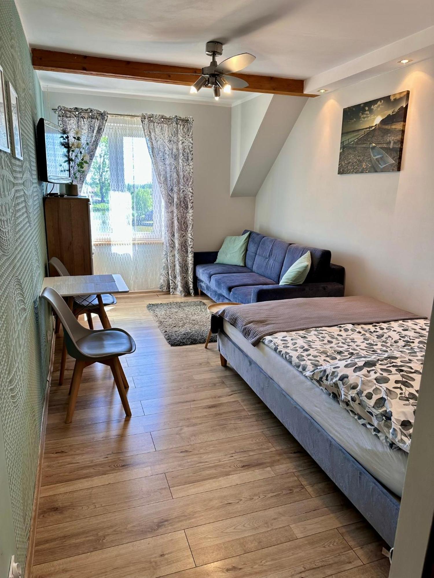 Pod Papugami - Komfortowe Pokoje Z Widokiem Na Rzeke Leba Exterior photo